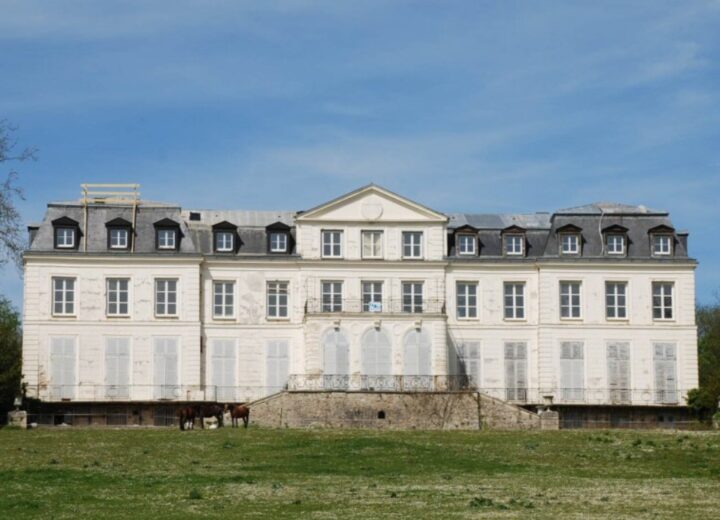 Sainte Assise Castle